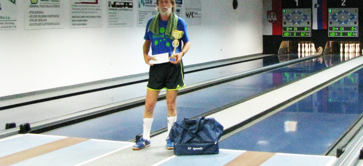 Za vzpon na stopničke zmanjkal en samcat klin