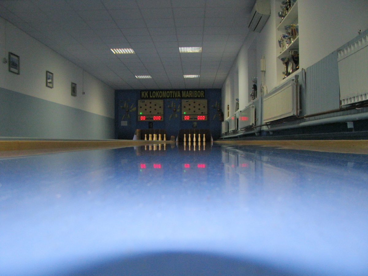 Stotka že na obzorju