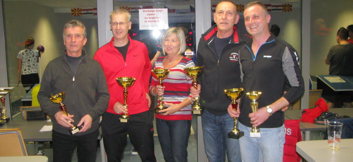 Iztokov prvenec in Evina vrnitev v raj