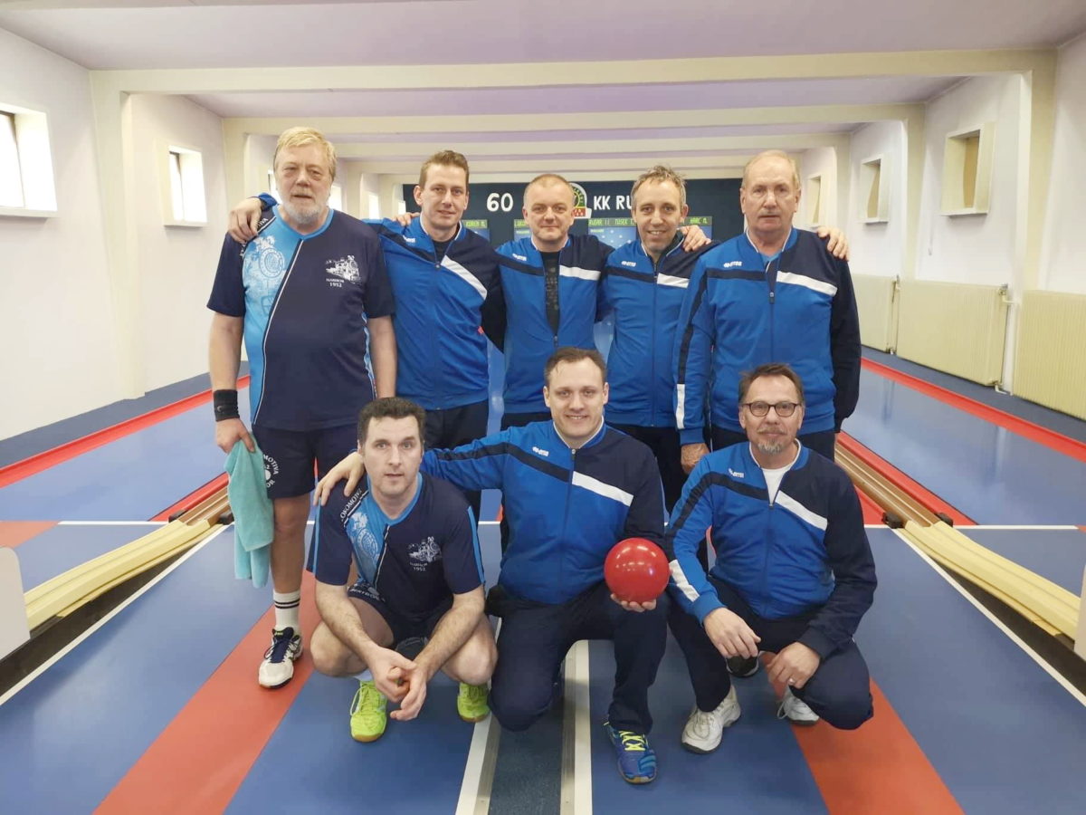 V Ceršak po zvončke in trobentice
