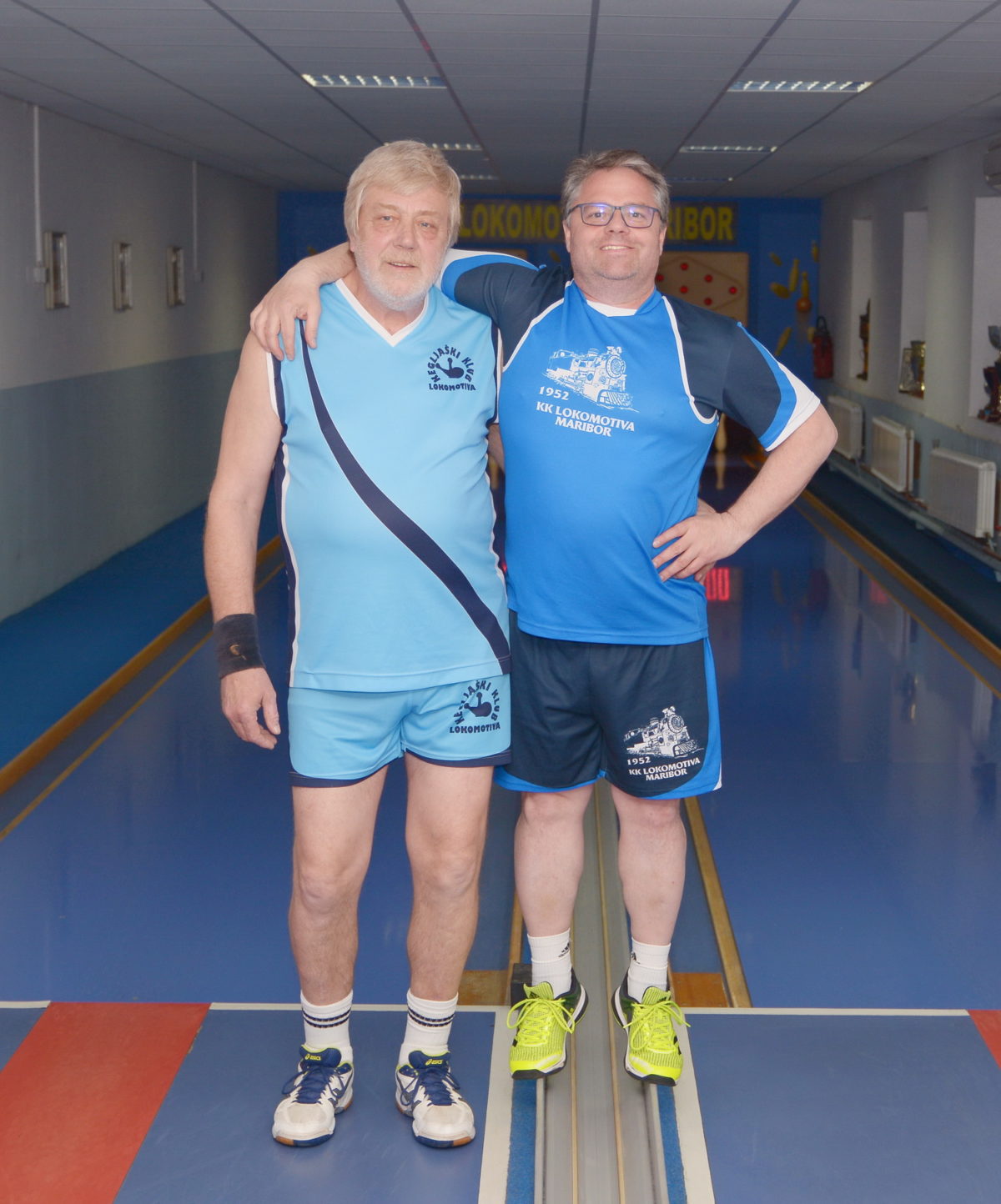 Prvak spet požugal s startno šeststotico