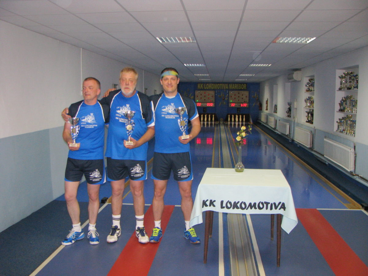 Mirko brani, petnajsterica napada