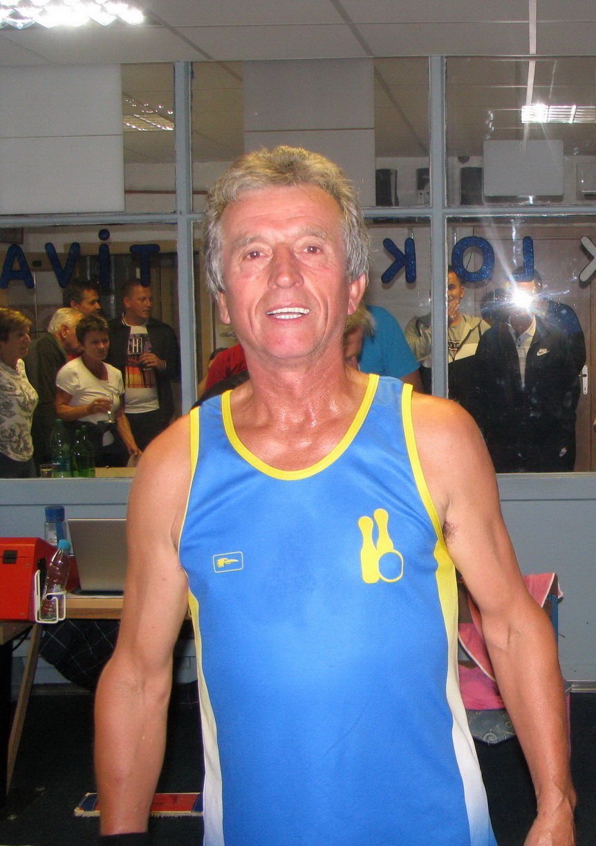 Kirbišev poletni trojček